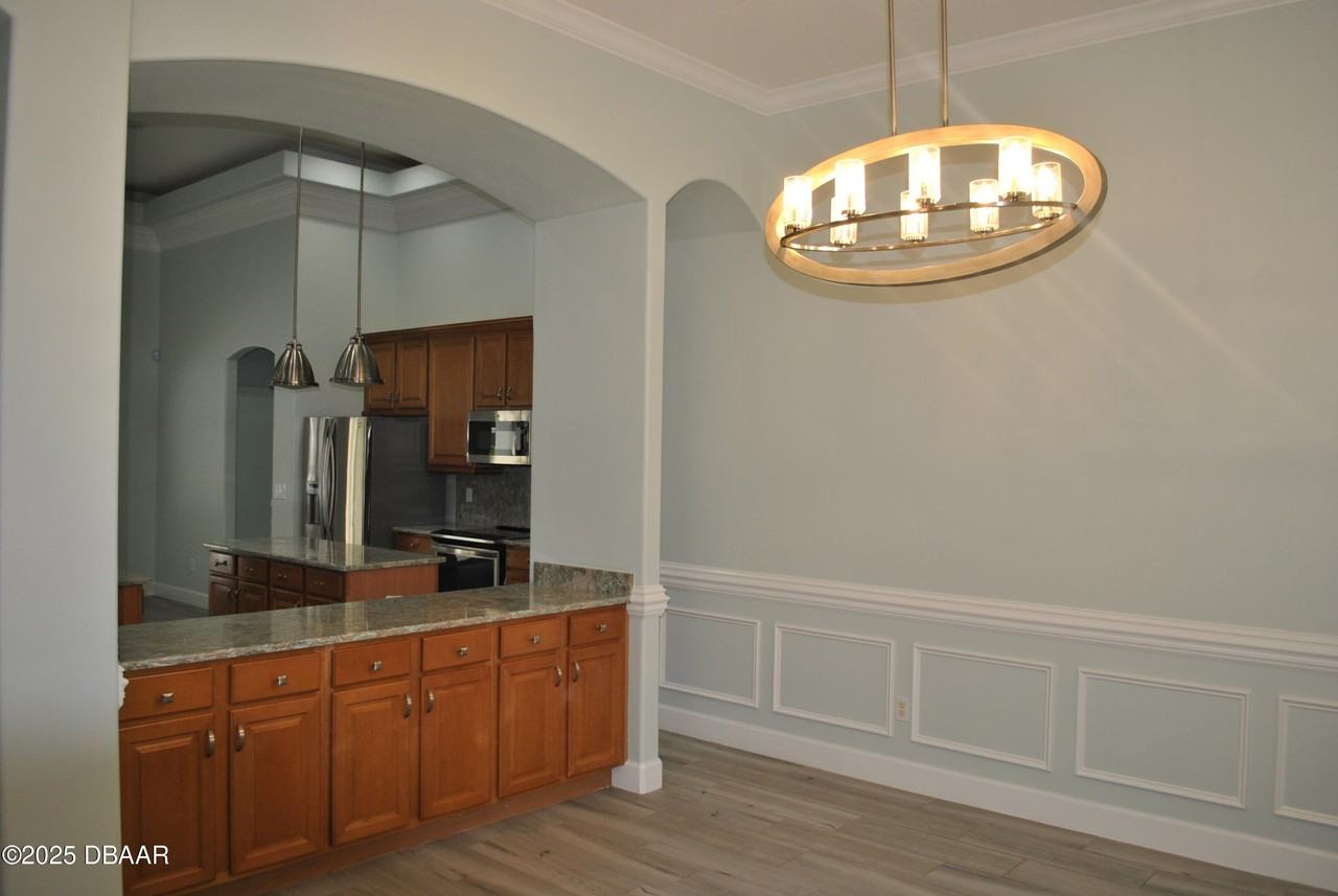 128 Centennial Park Dr - Photo 6 of 50