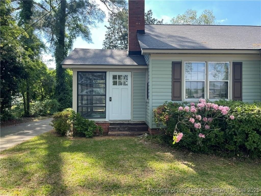 109 N Magnolia St - Photo 3 of 31