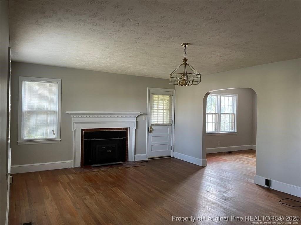 109 N Magnolia St - Photo 5 of 31