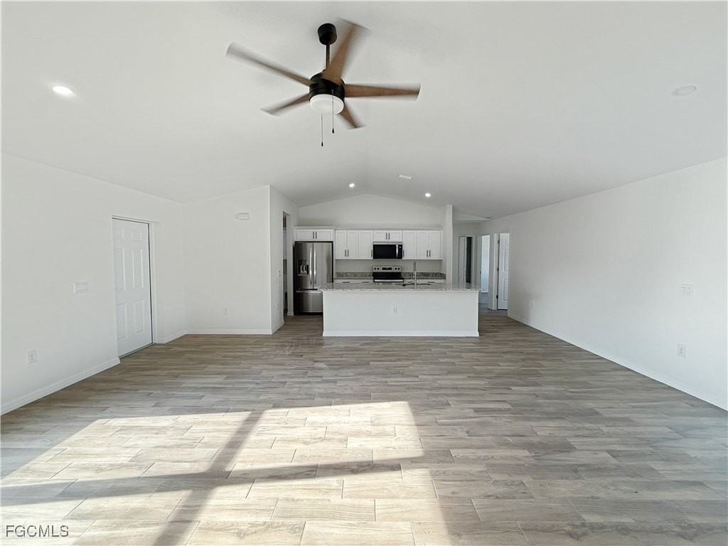 8157 Albatross Rd - Photo 2 of 24