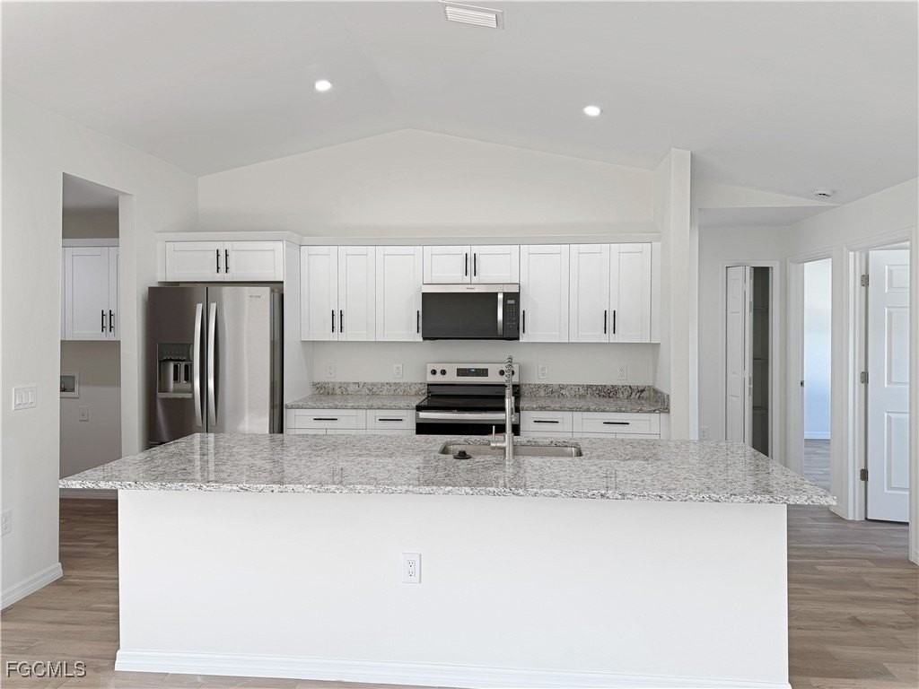 8157 Albatross Rd - Photo 5 of 24