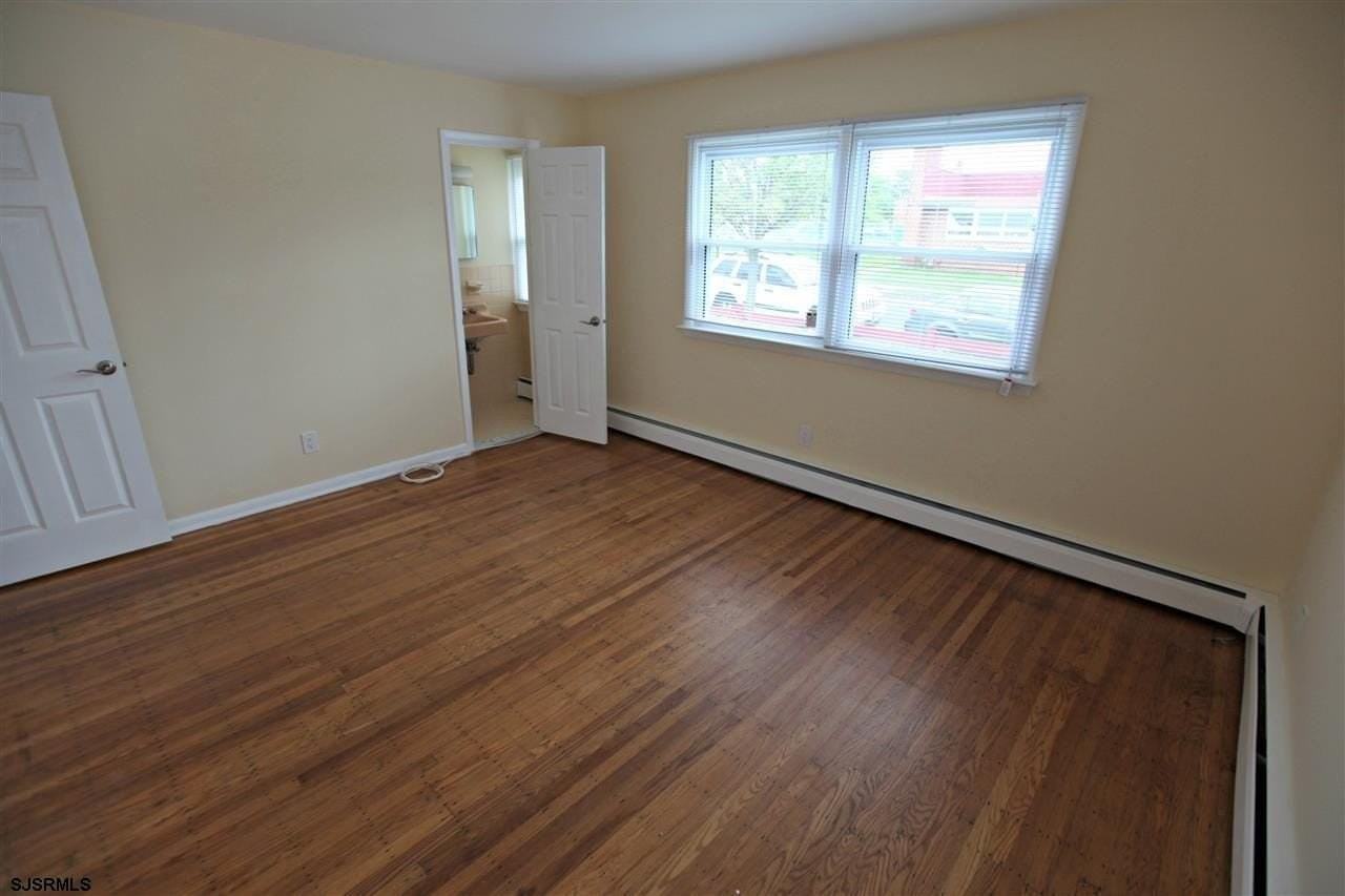 4019 Crossan Ave - Photo 7 of 12