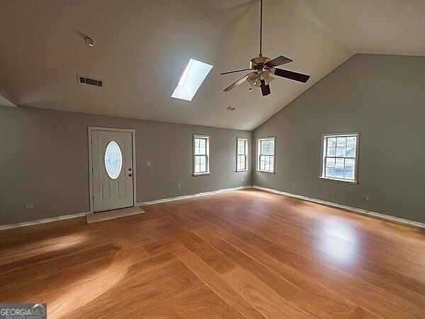 270 S Myrtle St - Photo 3 of 16