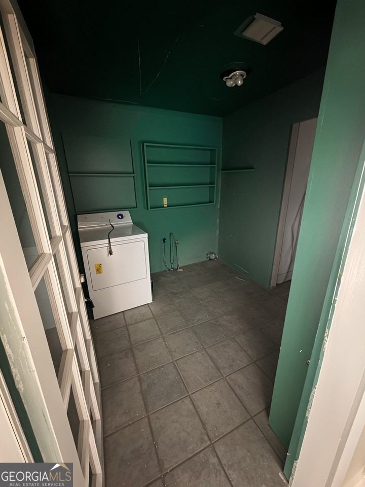 270 S Myrtle St - Photo 7 of 16