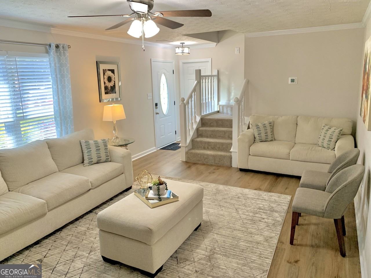 308 Park Leaf - Photo 3 of 48