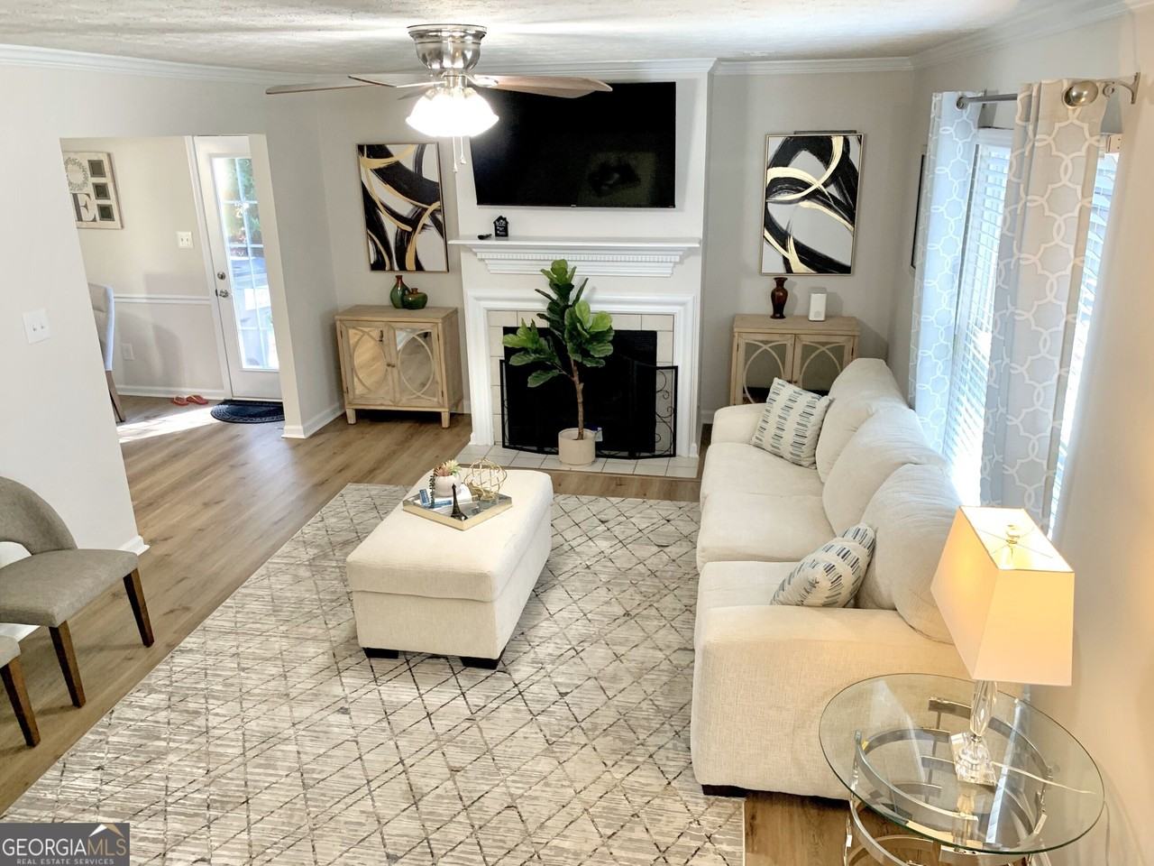 308 Park Leaf - Photo 4 of 48