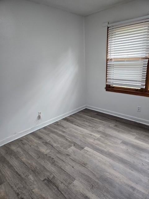 704 Raines Dr - Photo 5 of 14