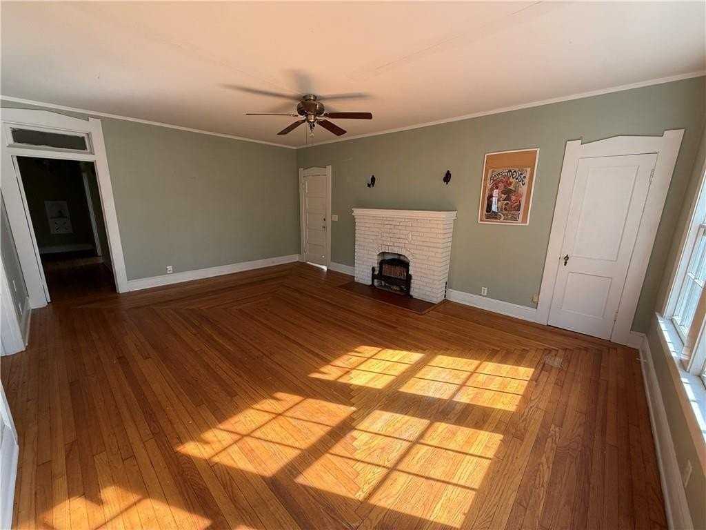 1910 Myrtle Ave #B - Photo 5 of 15