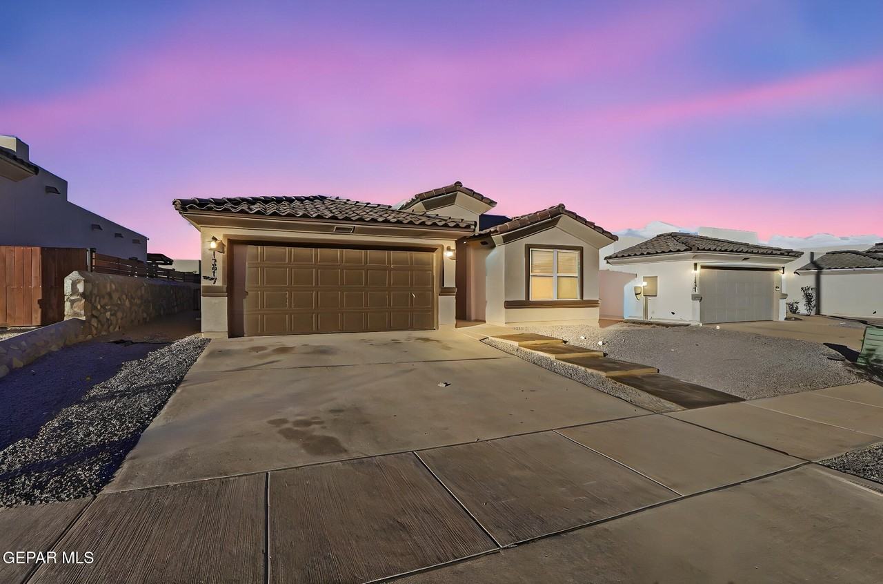 13817 Summer View Avenue - Photo 4 of 25