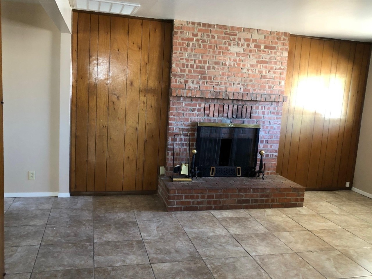 5800 Bobwhite Ave - Photo 3 of 20