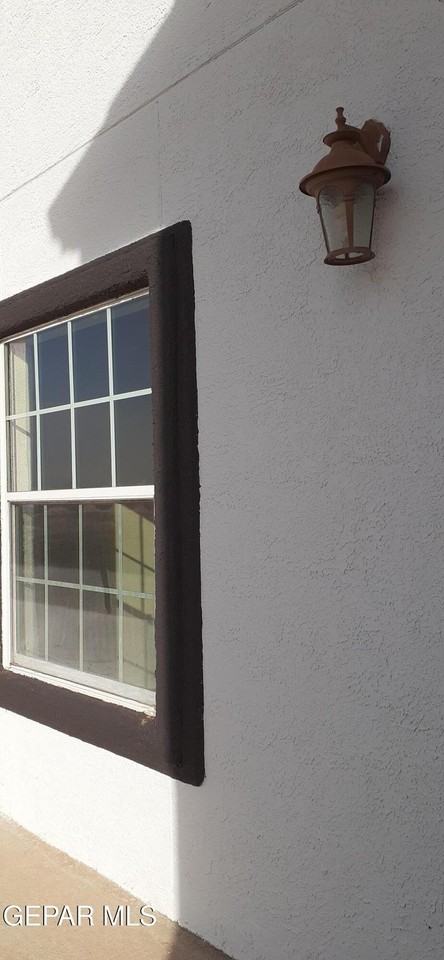 5466 Buffalo Creek Drive - Photo 3 of 41