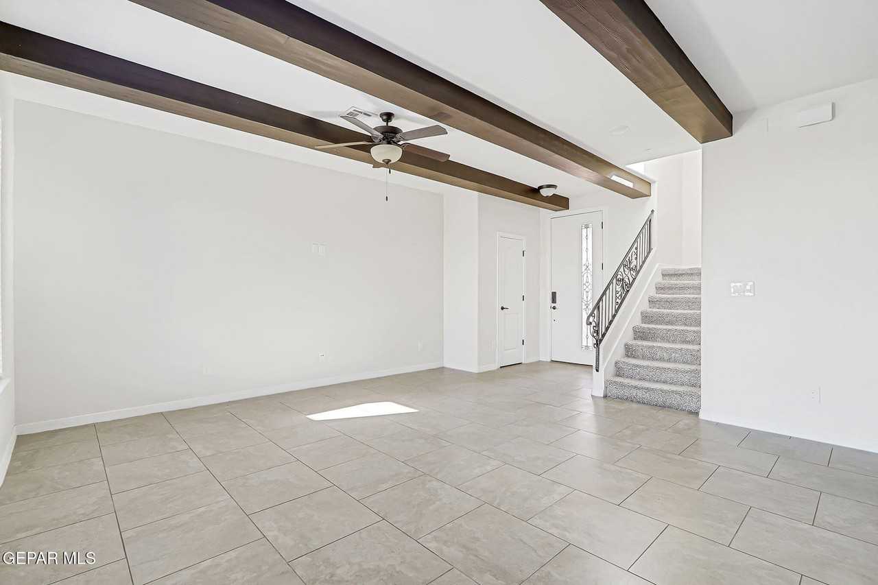 11625 Great Abaco Ct - Photo 7 of 44