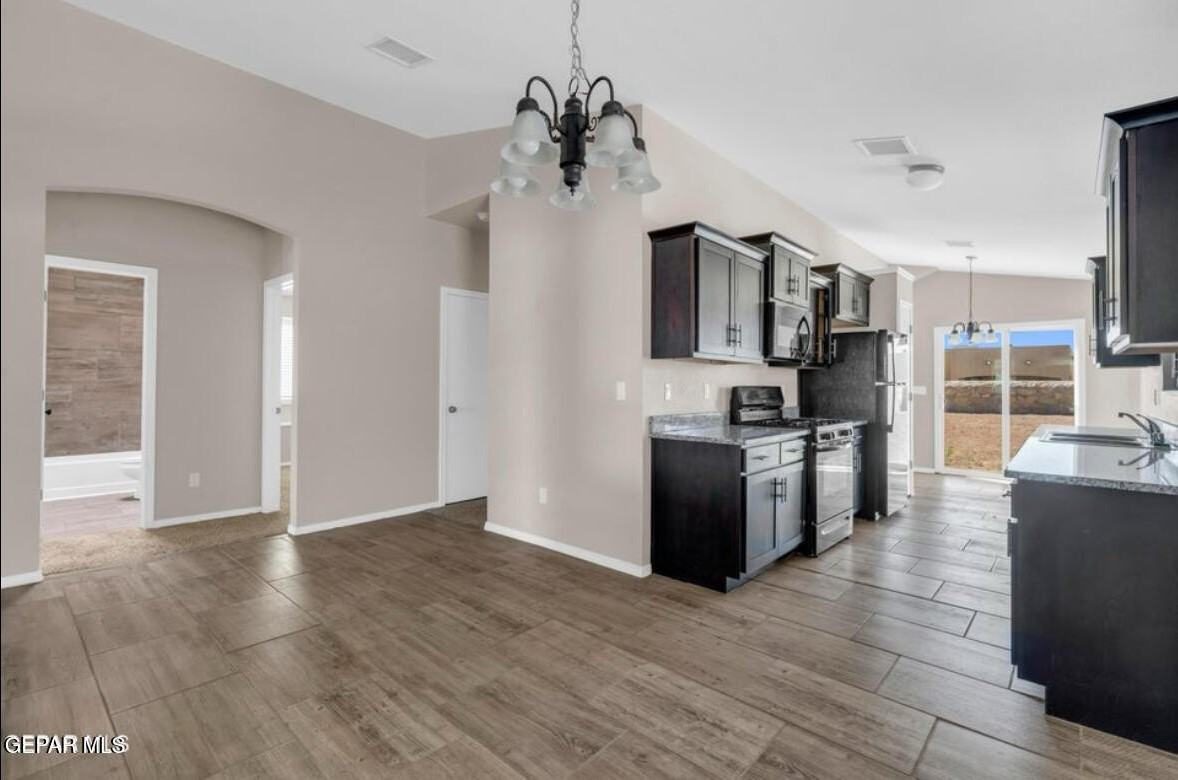 11041 Gem Valley Rd - Photo 3 of 12