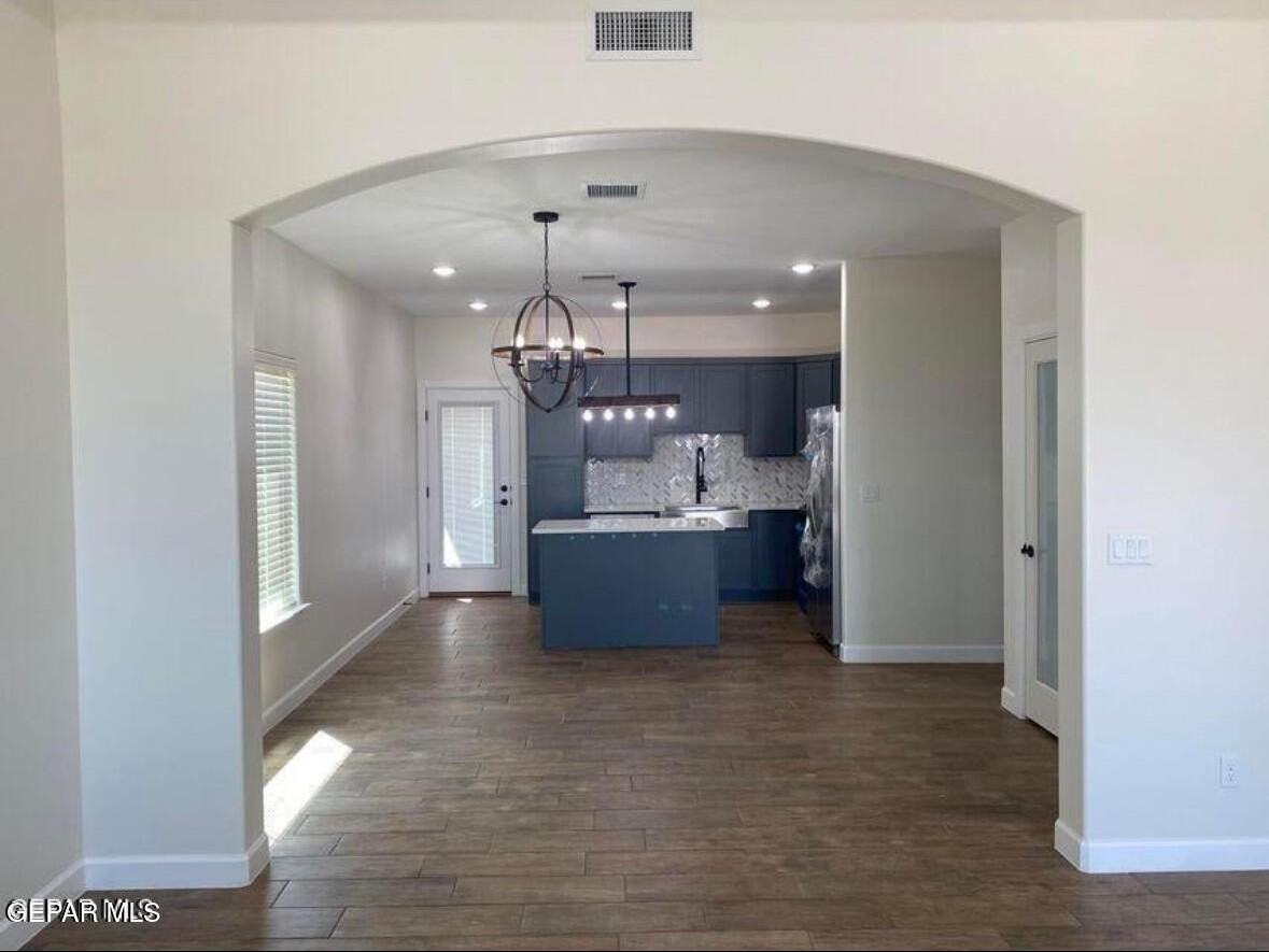 453 Sun Temple Rd - Photo 4 of 8