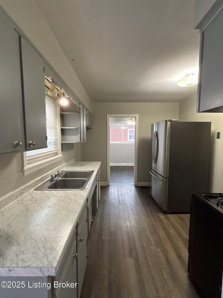 3445 Allison Way - Photo 5 of 27