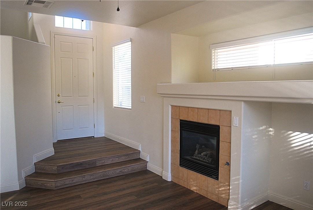 10031 Cranbrook Falls Ct - Photo 4 of 41