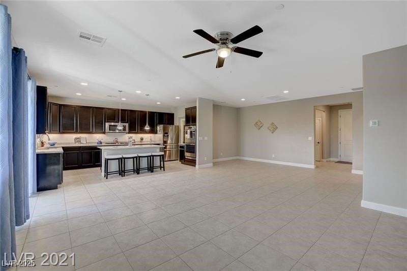 1062 N Water St - Photo 6 of 38