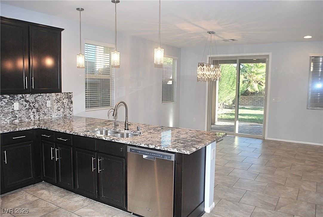 5478 Bristol Grove Ln - Photo 5 of 36