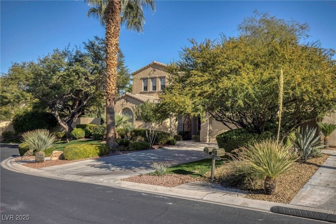 2462 Hollow Rock Court - Photo 3 of 50