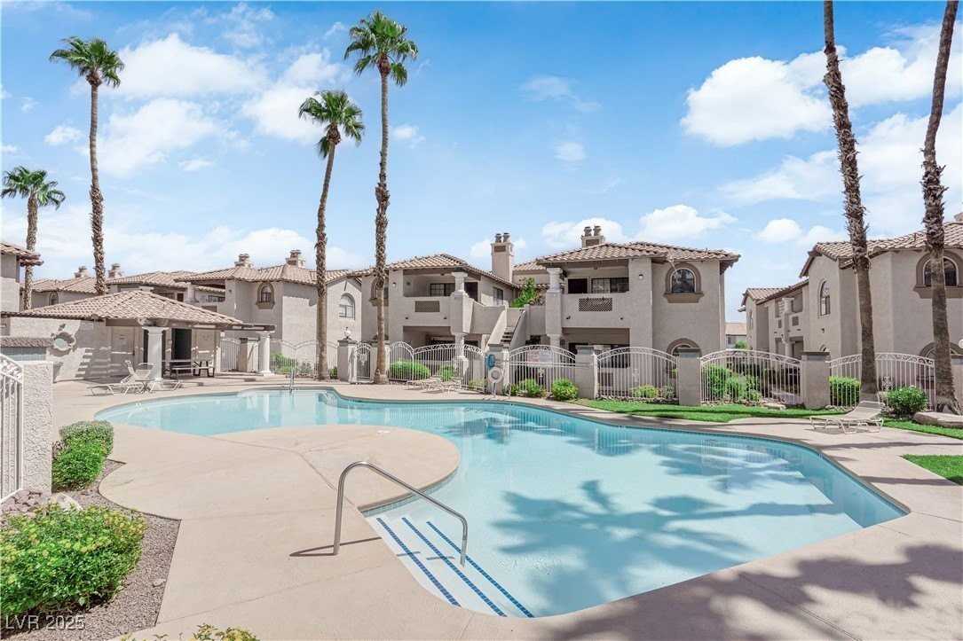 1419 Santa Margarita St #D - Photo 6 of 20