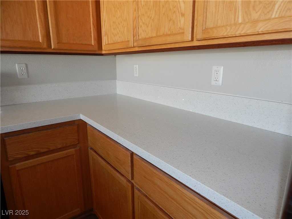 1032 Sweeping Ivy Ct - Photo 7 of 26