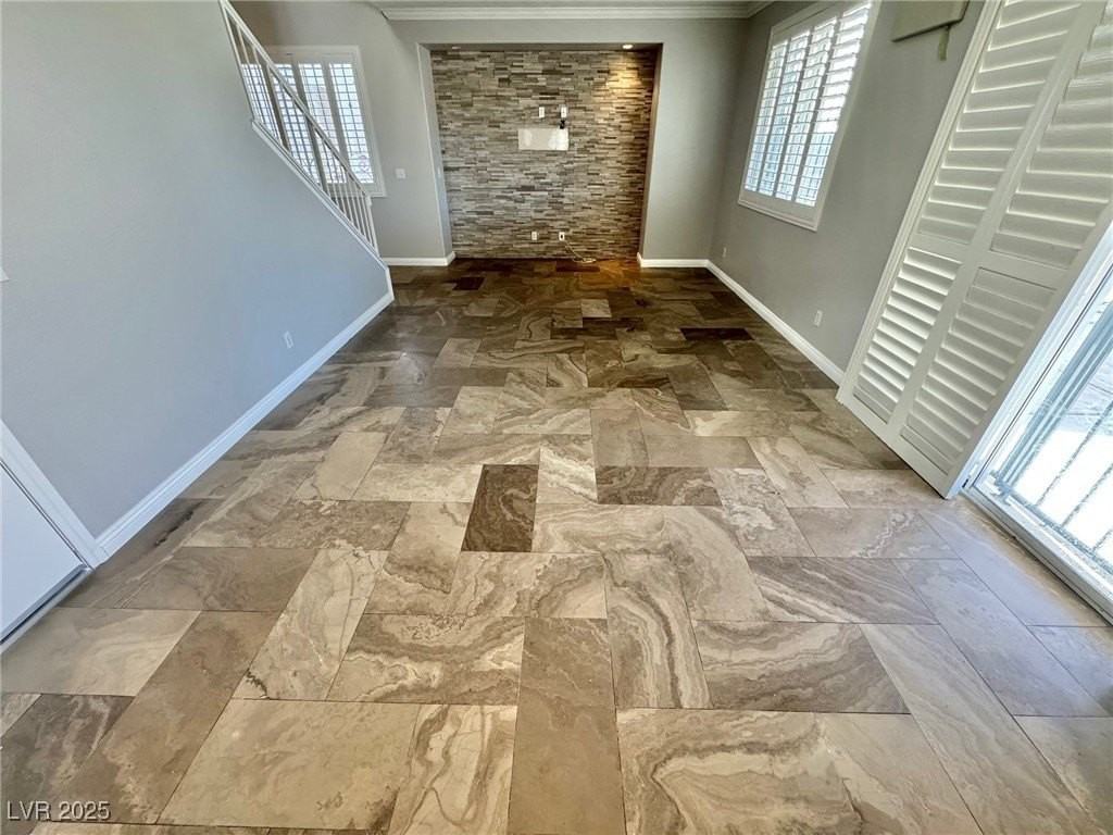 4330 Spruce Grove St - Photo 3 of 30