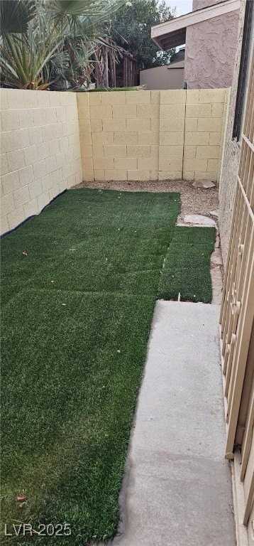 1214 Mews Ln - Photo 4 of 38