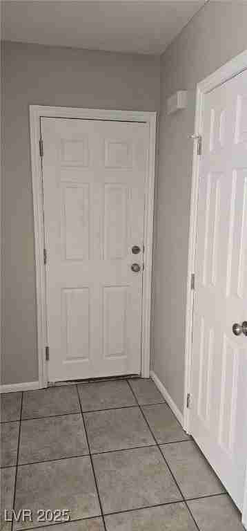 1214 Mews Ln - Photo 5 of 38