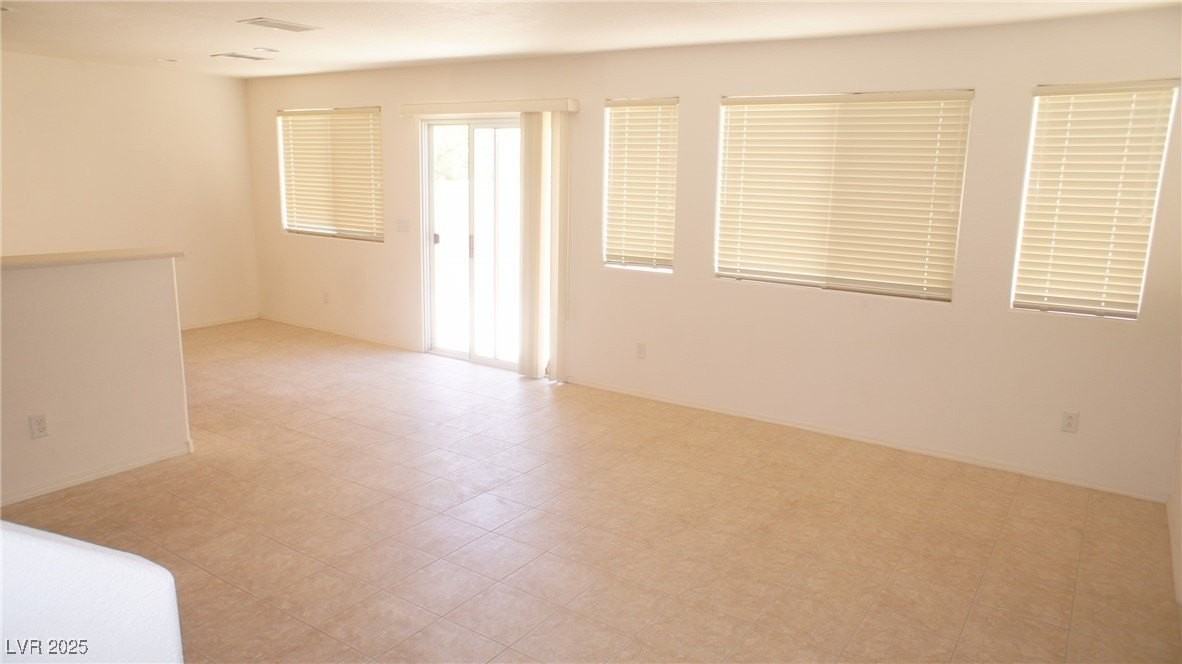 989 Coronado Peak Ave - Photo 3 of 12