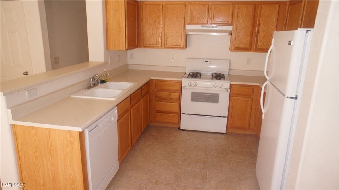 989 Coronado Peak Ave - Photo 5 of 12