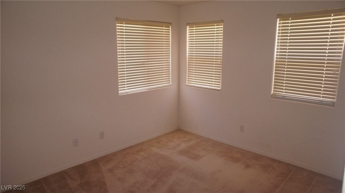 989 Coronado Peak Ave - Photo 6 of 12