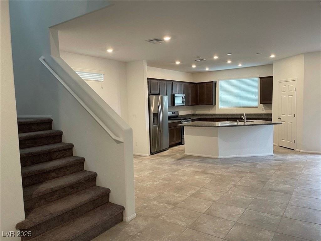 10606 Sariah Skye Avenue - Photo 7 of 35