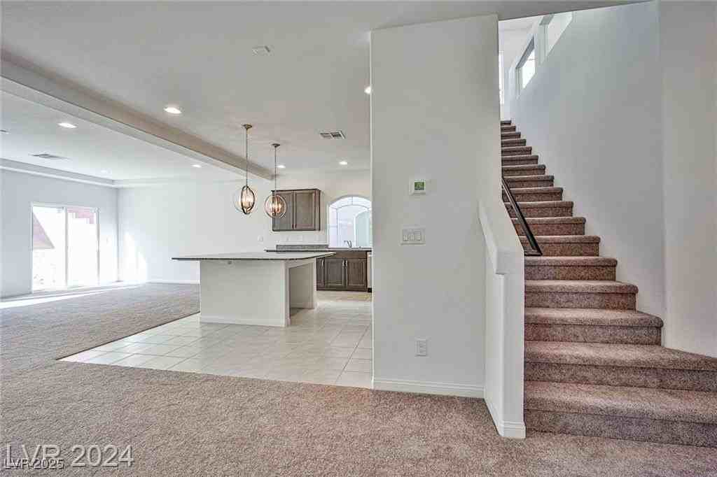 7771 Bright Lodge St - Photo 7 of 35