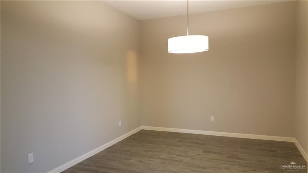 5261 Lost Creek Ln - Photo 5 of 19