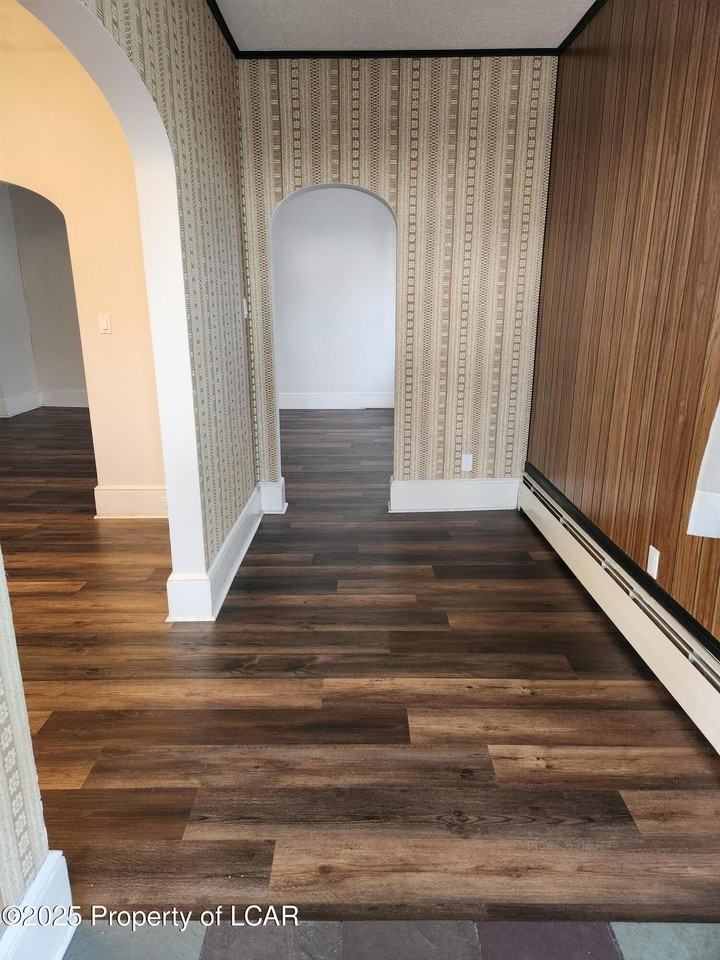 159 Philadelphia Ave - Photo 3 of 22