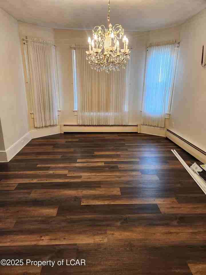 159 Philadelphia Ave - Photo 5 of 22