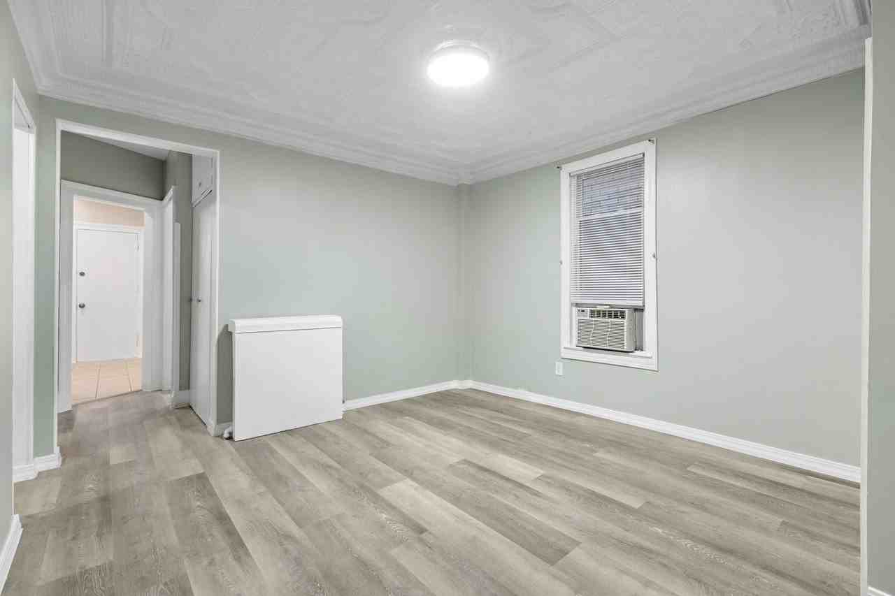 197 Hutton Street #1 - Photo 4 of 15