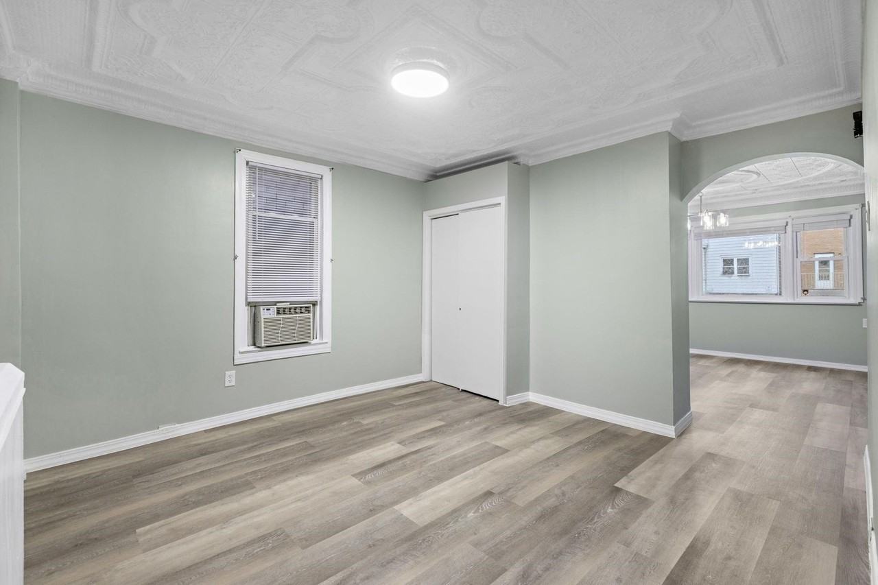 197 Hutton Street #1 - Photo 5 of 15