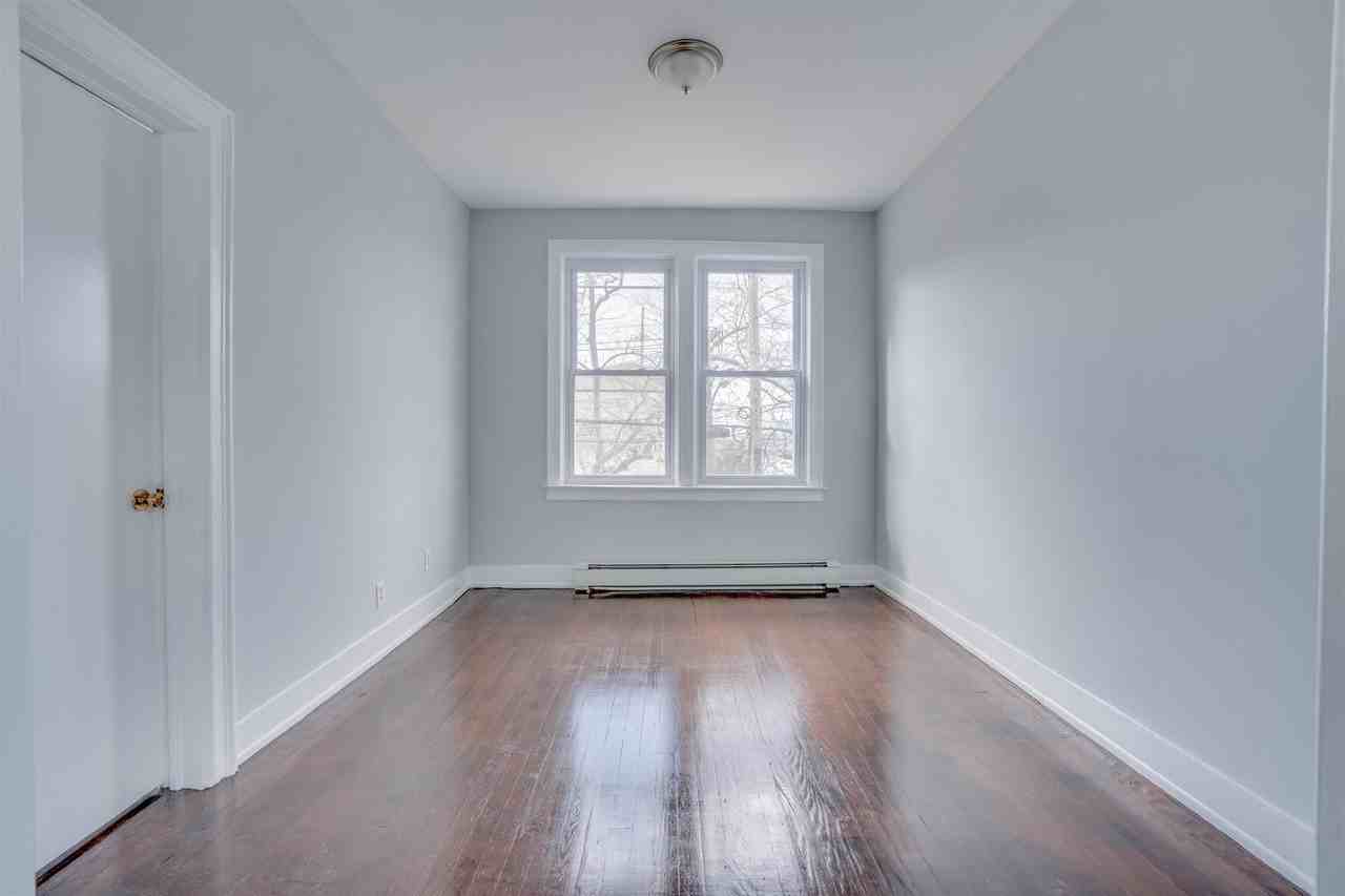 678 Liberty Ave #2 - Photo 4 of 19