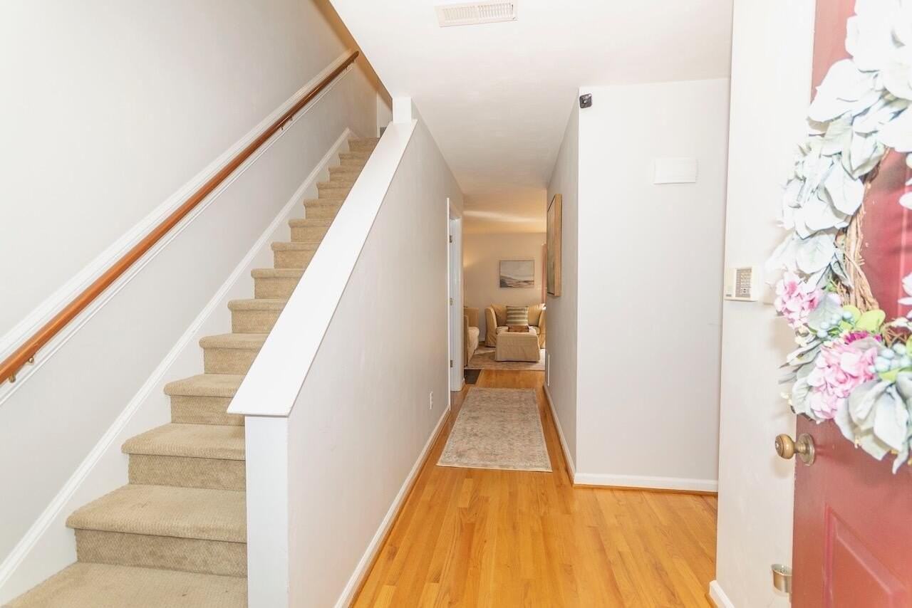 Avenham Ave Sw - Photo 3 of 23