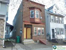 featured image of 1428 Center Street #1