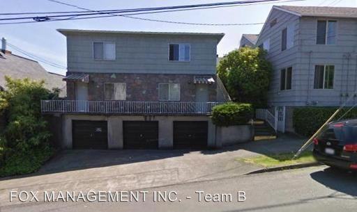 Kelly/Whitaker Plex 3400-3406 SW Kelly Ave., 0310-0318 Whitaker Ave - Photo 2 of 9