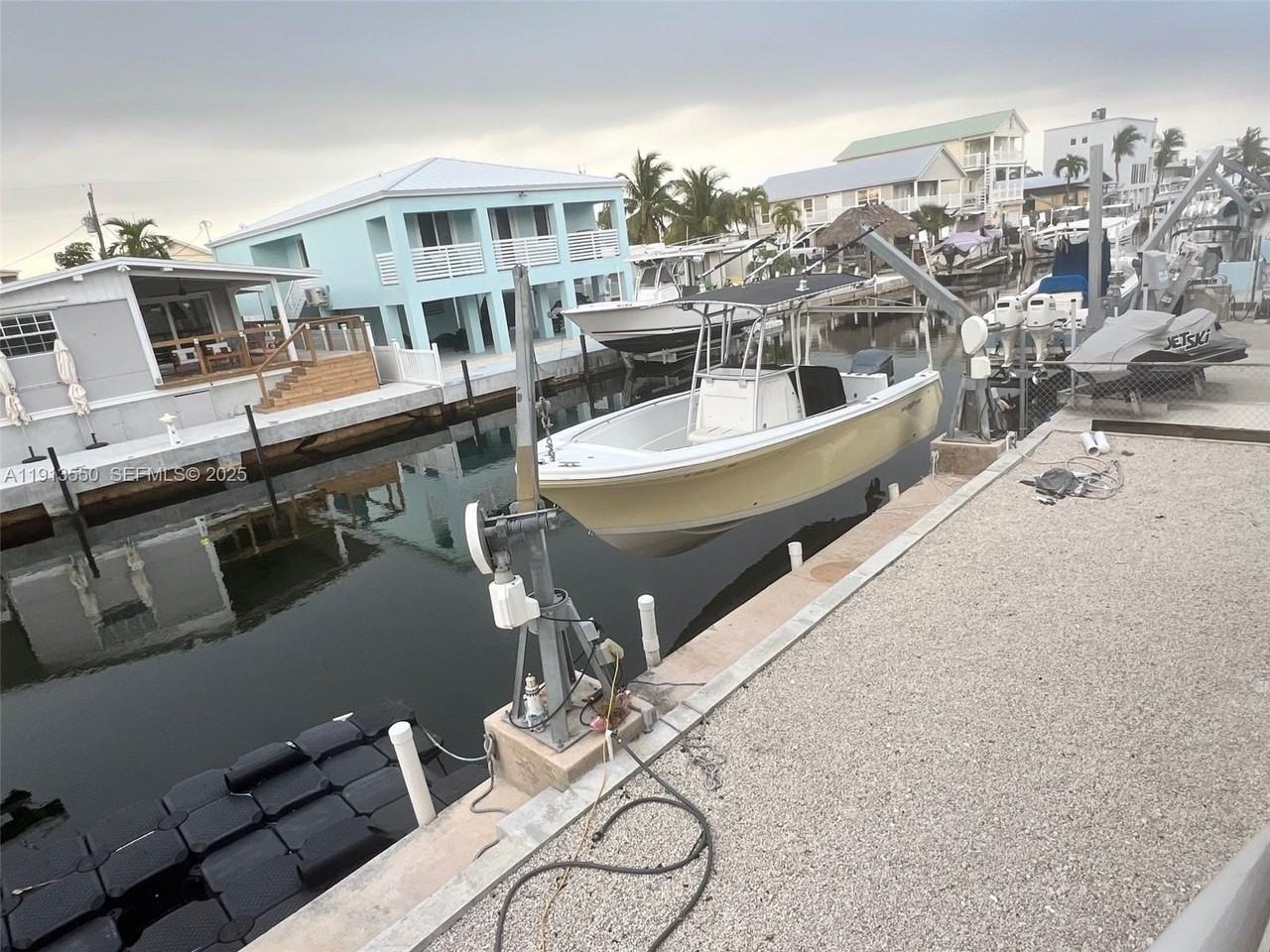 4 Pelican Rd - Photo 2 of 16