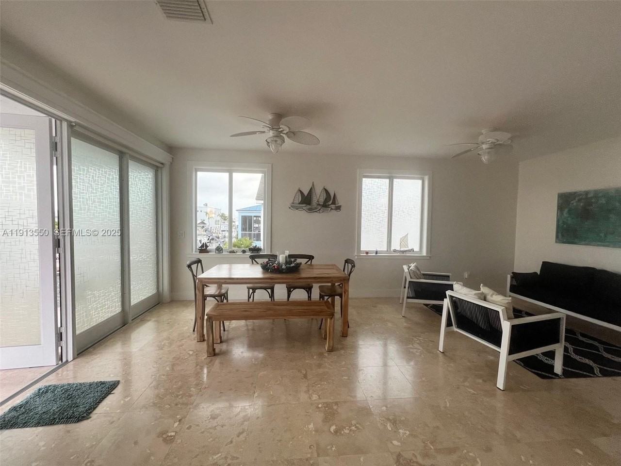 4 Pelican Rd - Photo 7 of 16