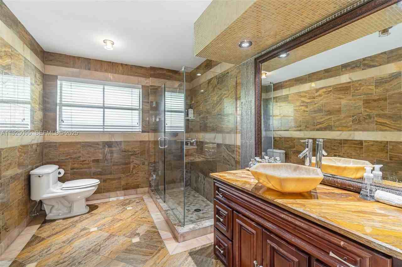 14644 Sw 83rd Ct #0 - Photo 7 of 19