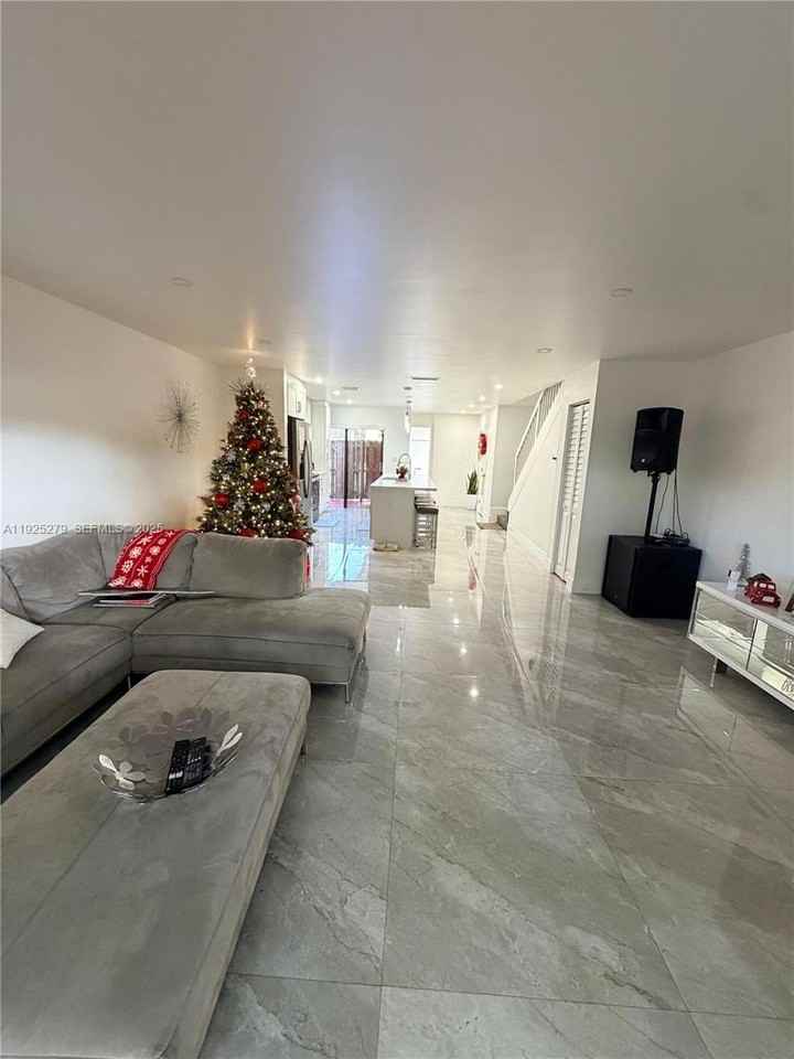 14261 Sw 94th Circle Ln #102-20 - Photo 4 of 21