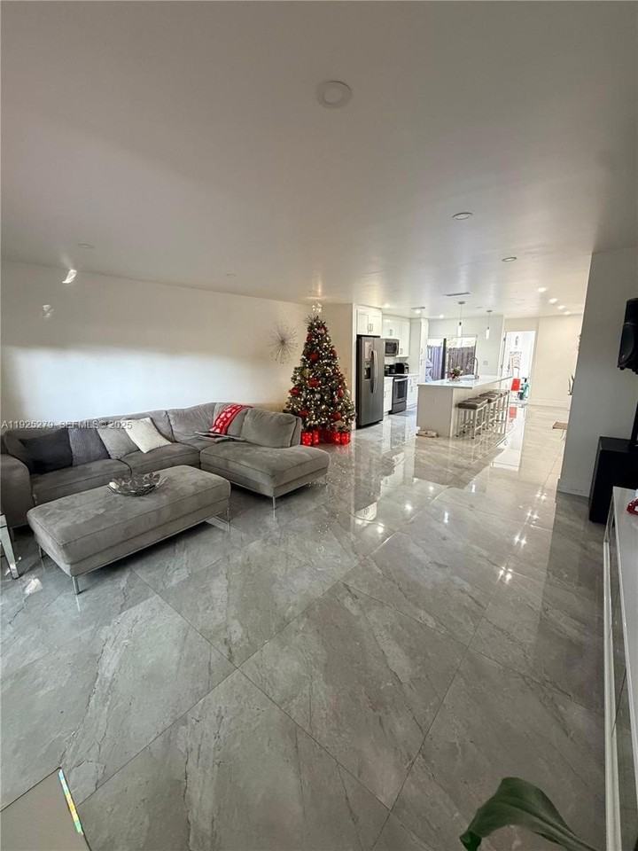 14261 Sw 94th Circle Ln #102-20 - Photo 6 of 21