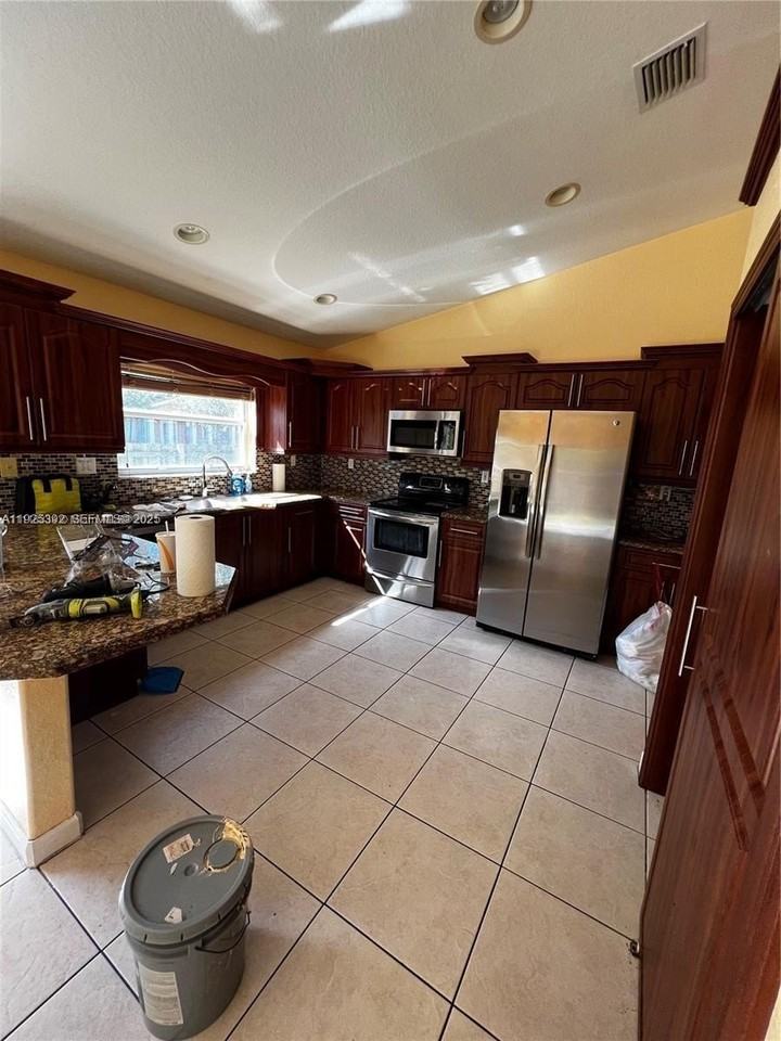 23953 Sw 108th Ct - Photo 6 of 25