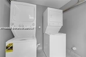 303 Nw 7th St #1-2 - Photo 7 of 18