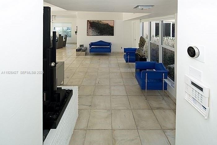 5570 Lagorce Dr - Photo 5 of 12